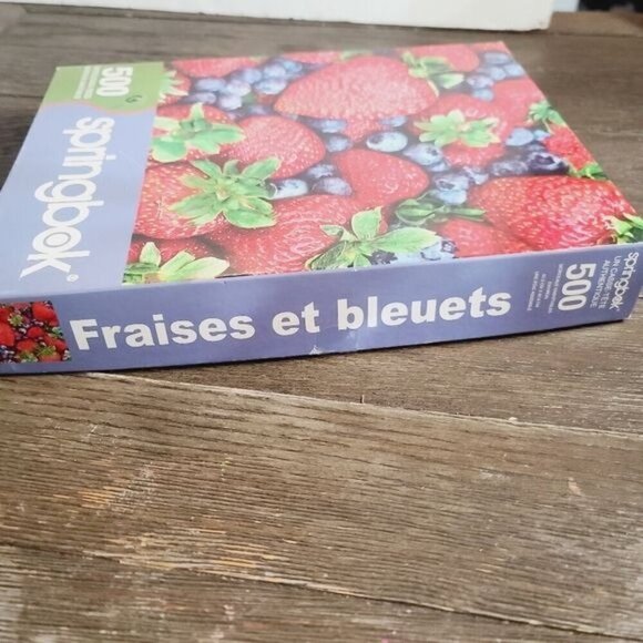 Springbok 1000 Piece Strawberry Blueberries Puzzle Fruit Garden Vegan - Picture 9 of 11